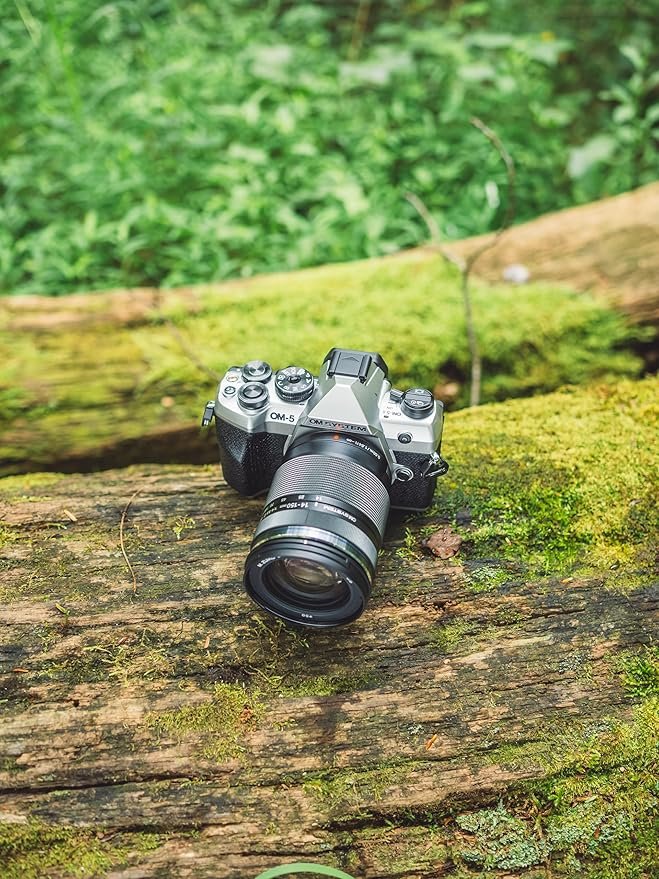 OM SYSTEM OM-5 Mark II Travel Kit