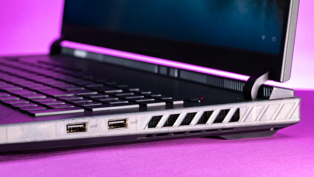 ASUS ROG Strix Scar 18 Build Quality